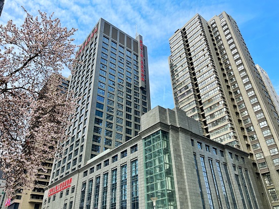 2015年，喬遷至高新區(qū)光泰路7號自建辦公大樓.jpg